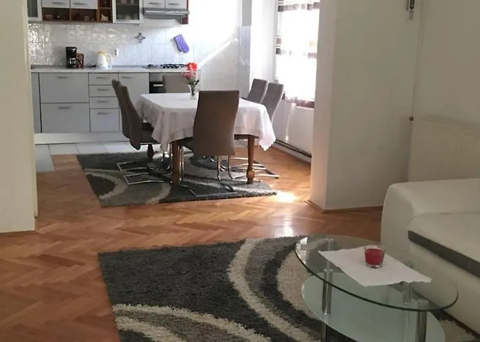 Апартаменты With Parking Space - 24593